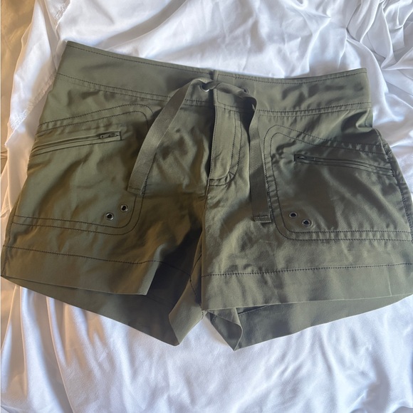 Athleta Pants - Athleta Olive Green Women's active Shorts